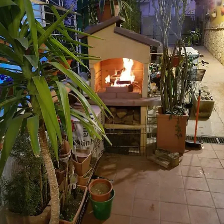 Affittacamere Dora Baltea Monolocale Primo Piano Mansarda Secondo Piano